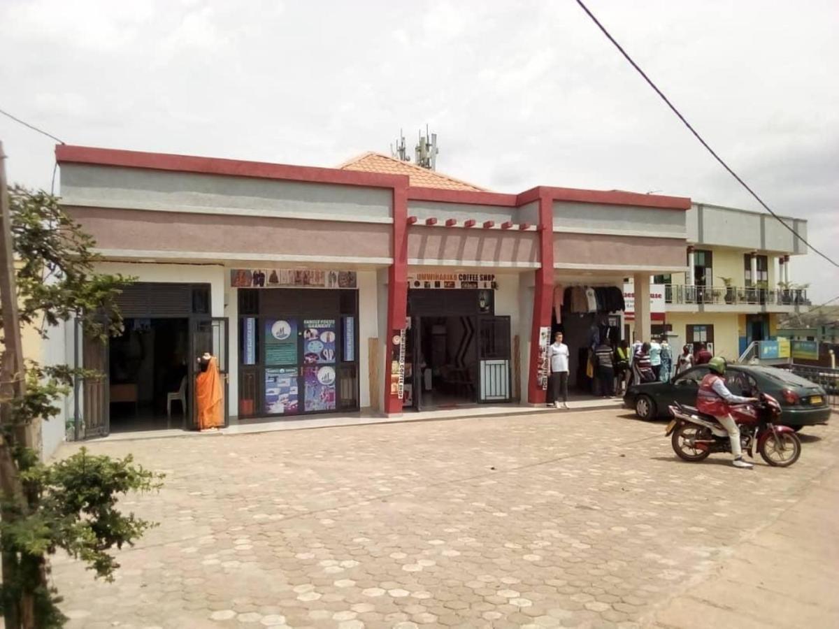 Skylight Motel Airport Road Kigali Exterior photo