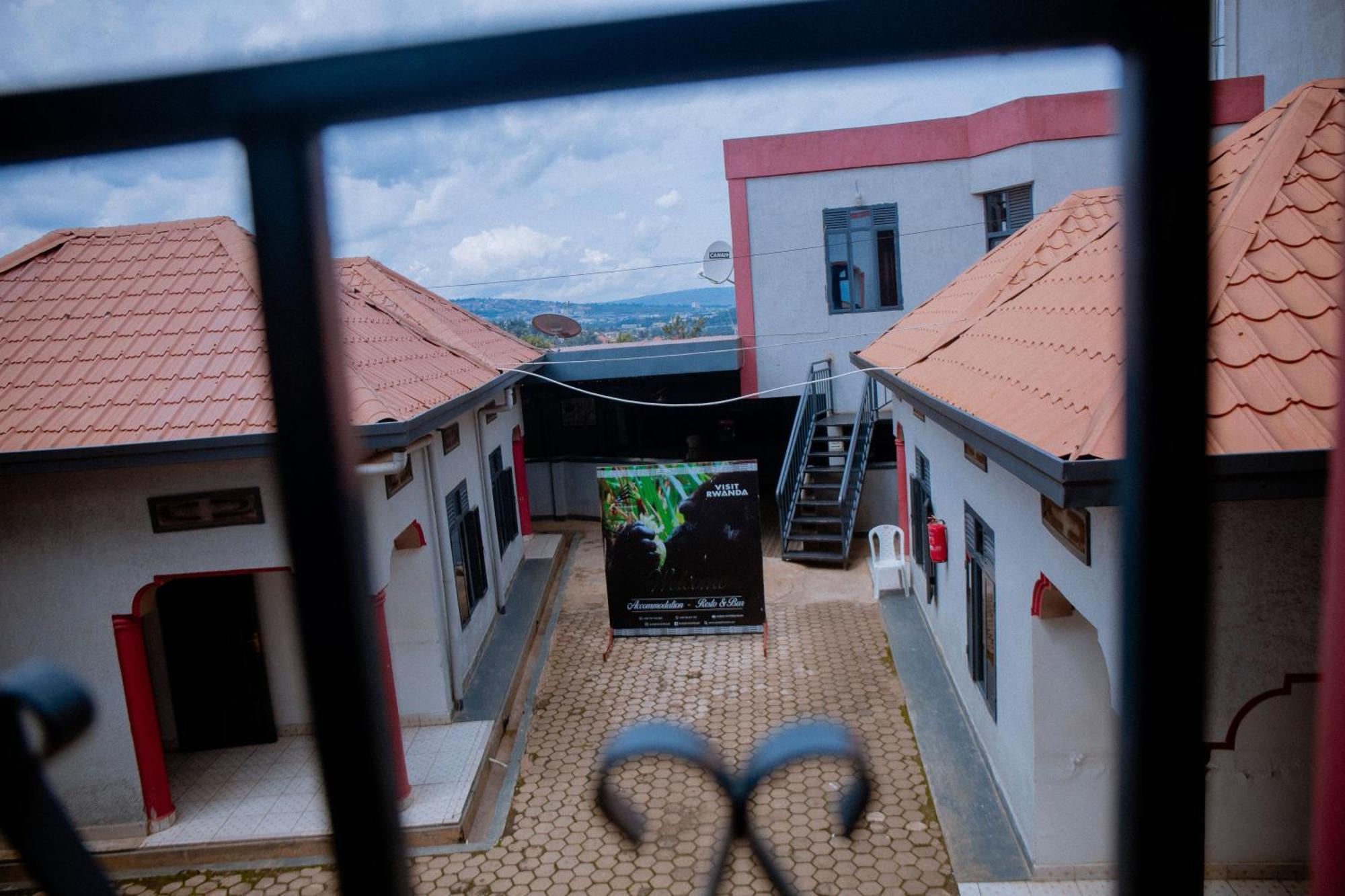 Skylight Motel Airport Road Kigali Exterior photo